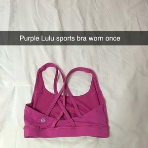 This top has only been worn once and it’s cute